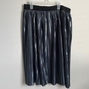 Shiny blue midi skirt